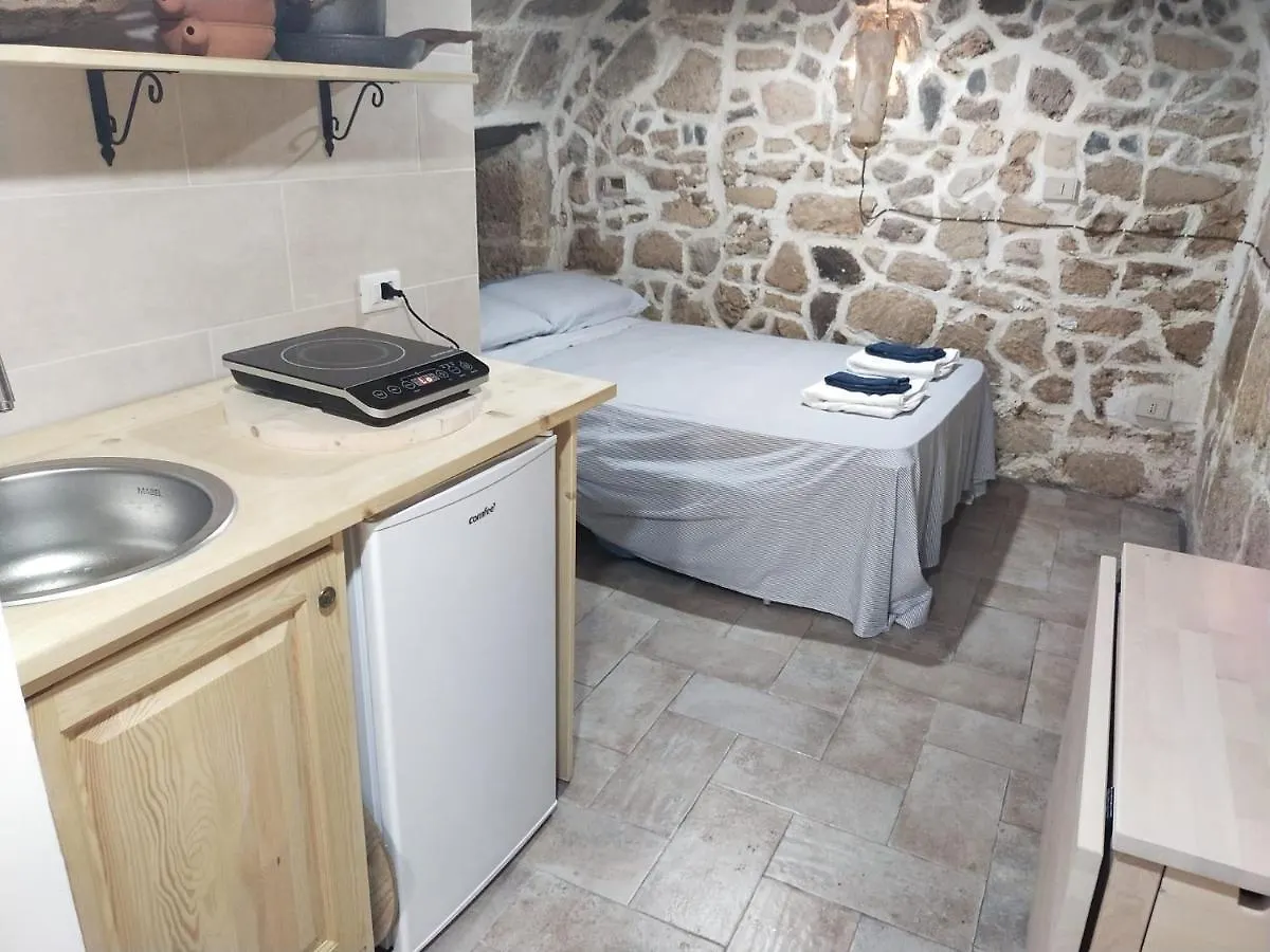Palauet Cosy Old Town Apartment In Alghero For 1 Person Italien
