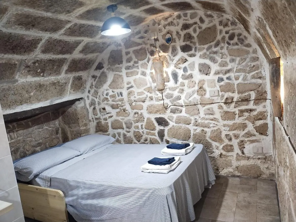 Palauet Cosy Old Town Apartment In Alghero For 1 Person