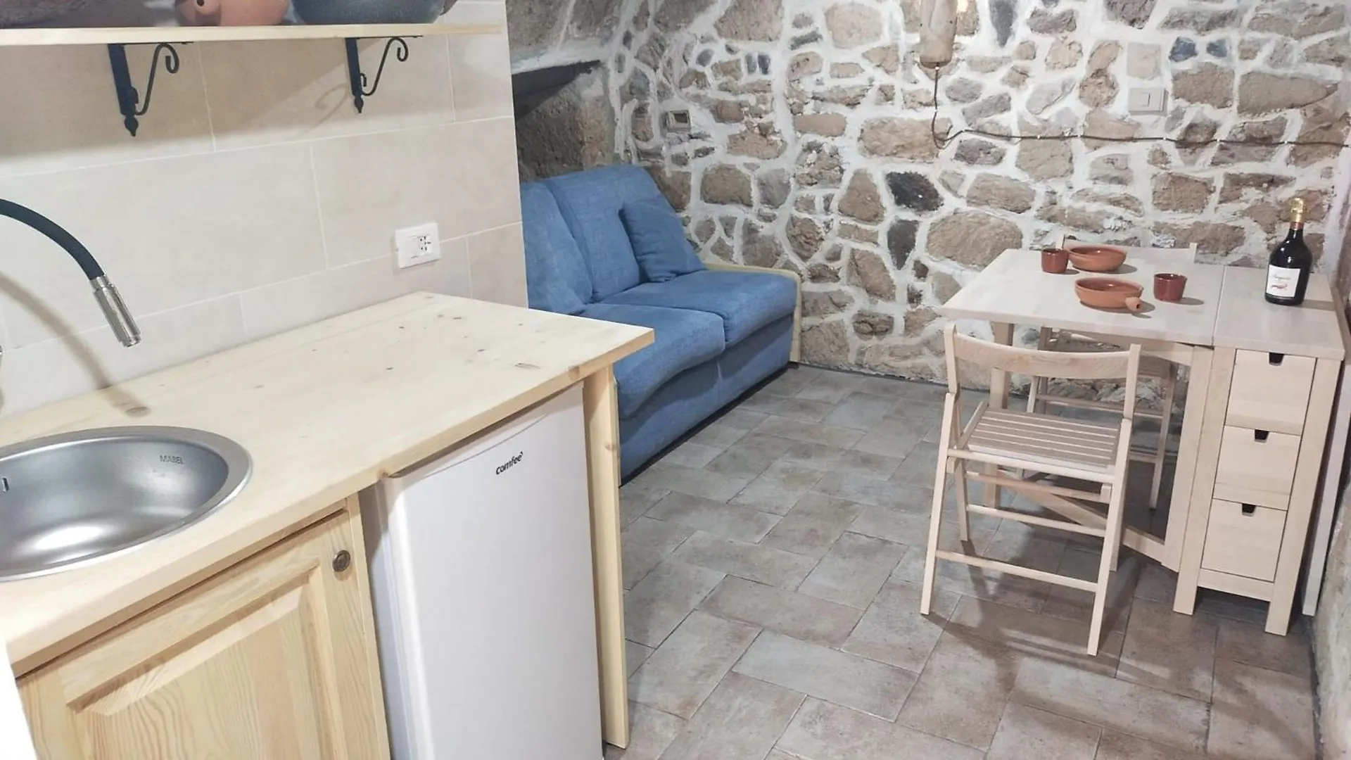 Palauet Cosy Old Town Apartment In Alghero For 1 Person Italy