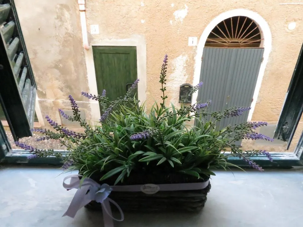 Palauet Cosy Old Town Apartment In Alghero For 1 Person