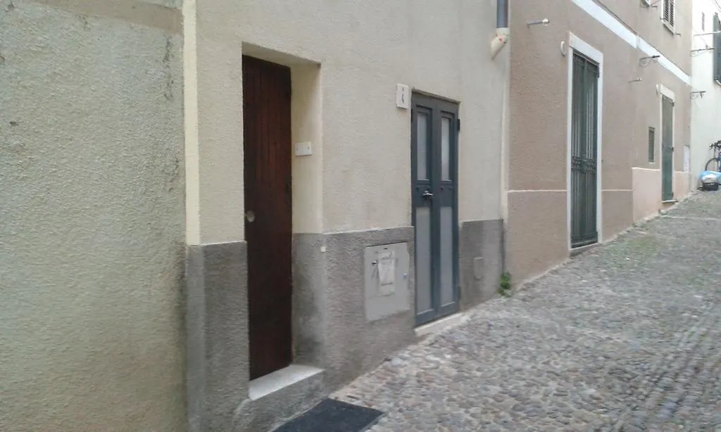 Palauet Cosy Old Town Apartment In Alghero For 1 Person Italy