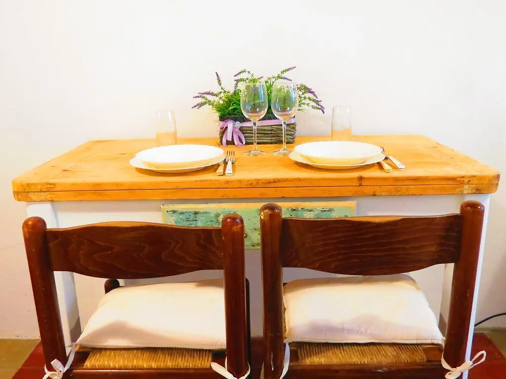 Palauet Cosy Old Town Apartment In Alghero For 1 Person